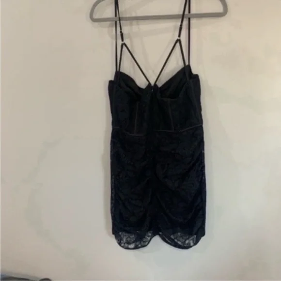 NWT For Love And Lemons Dress Julia Mini Bodycon in Black Lace - Picture 7 of 11